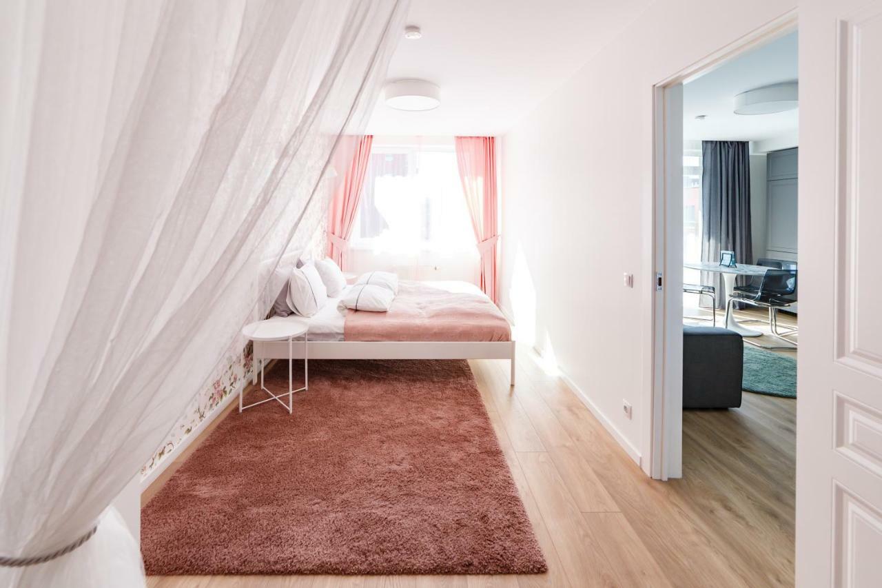 Spacious Apartment Close To The Old Town Vilnius Luaran gambar